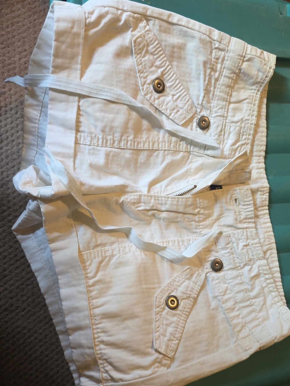 Levi's White Women's Cargo Drawstring Shorts